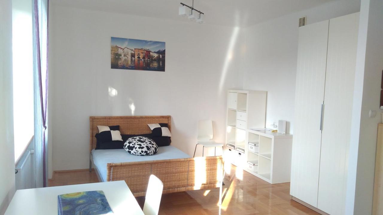 Apartament Hallera Square Warsaw 27M2 エクステリア 写真
